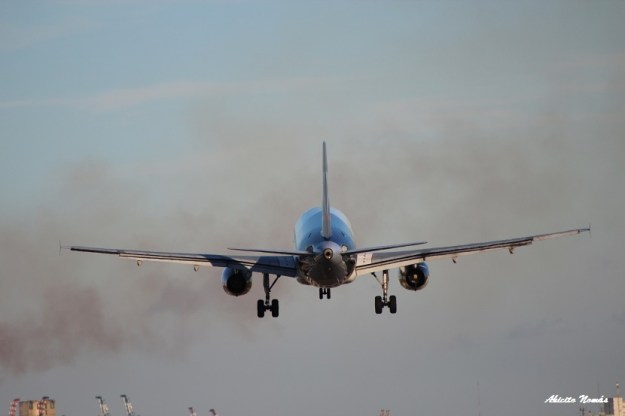 LV-CQS A320 LAN desde atras
