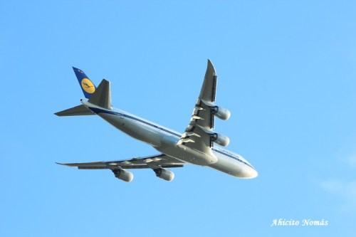 B747-8 DABYT alejandose