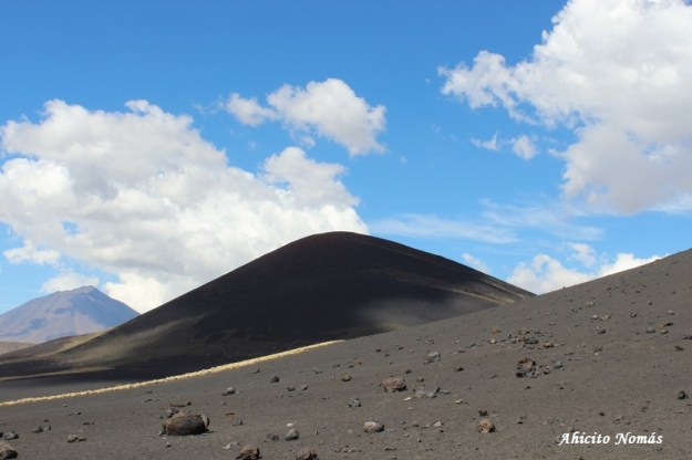 8- Volcan en sombras