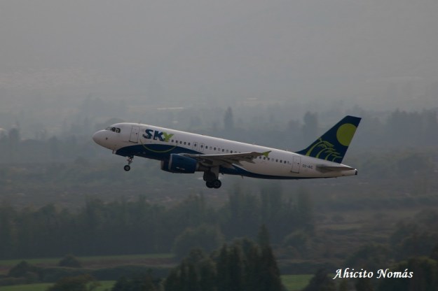 CC-AIC Sky despegando
