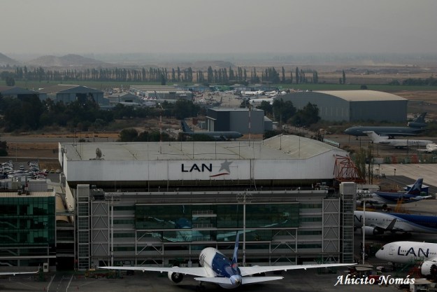 Hangar LAN desde la torre