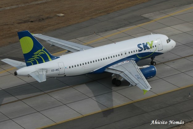 Sky A319 CC-AIC rodando
