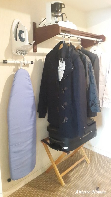 Guardarropa sin puertas