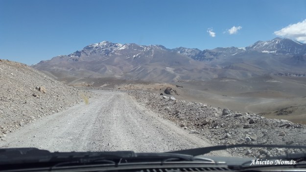 a-la-derecha-el-precipicio