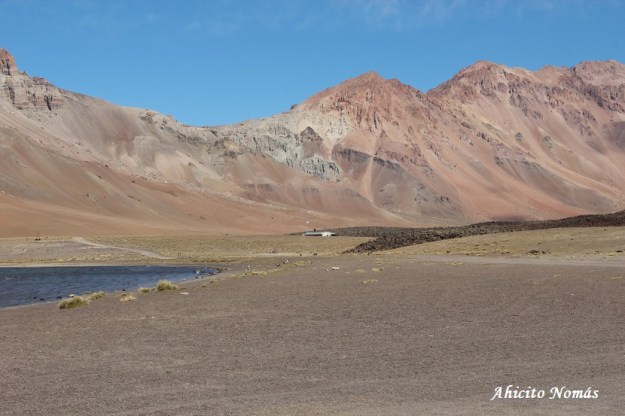 el-puesto-a-lo-lejos